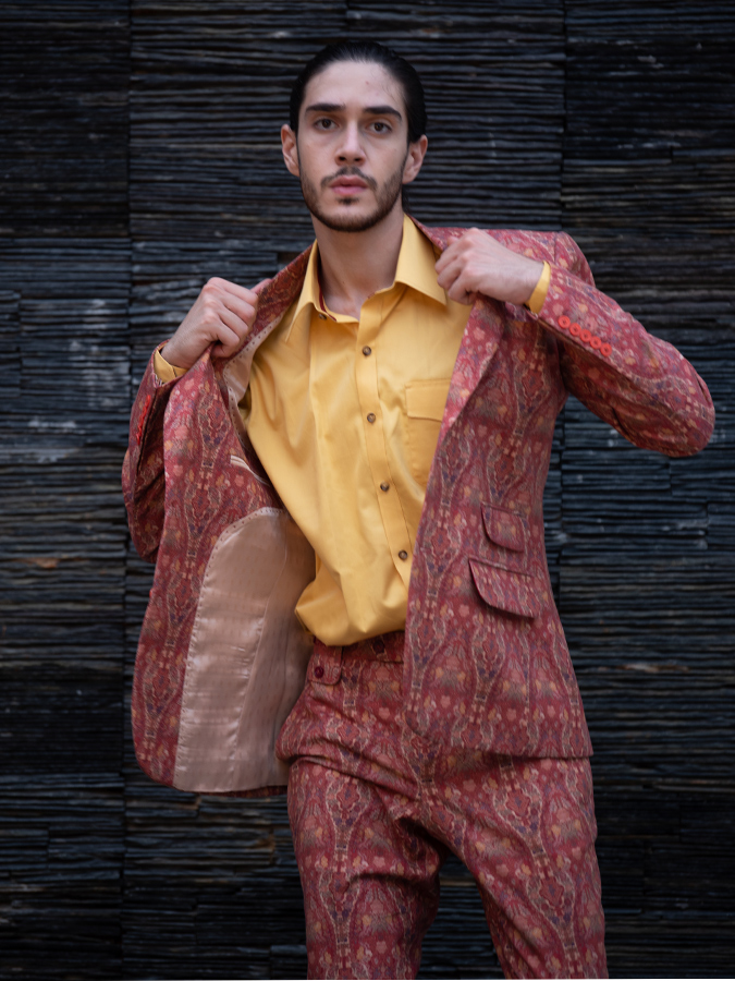 KCMN Suit