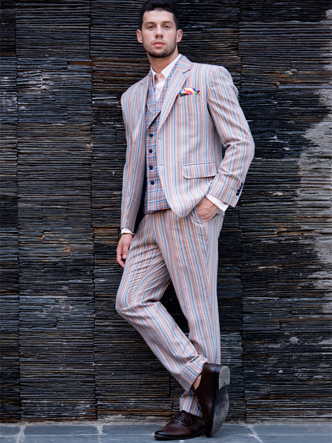 KCMN Suit