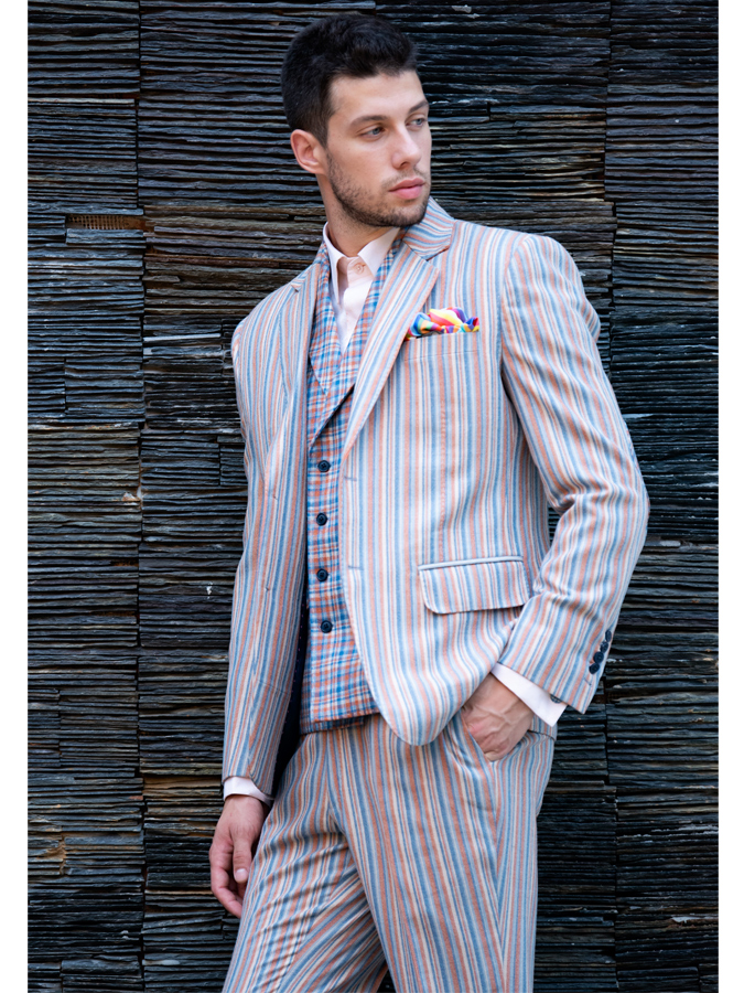 KCMN Suit